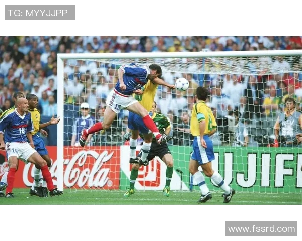 足球明星的运动偏好揭秘他们热爱的其他运动项目与兴趣